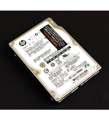 619291-B21 | HD HPE 900GB SAS 6Gb/s Enterprise 10K SFF (2.5in) HDD Hot-Plug diagonal esquerda