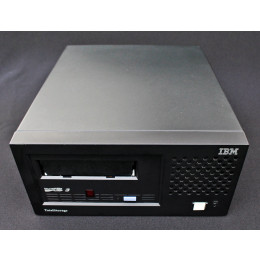 3580-L33 | Unidade de fita IBM LTO Ultrium 3 TotalStorage superior frontal 3580-L33 | Unidade de fita IBM LTO Ultrium 3 TotalStorage superior frontal