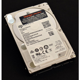 ST2000NX0403 HD Seagate 2TB SATA 6 Gbps 7.2K SFF 2,5 ST2000NX0403 HD Seagate 2TB SATA 6 Gbps 7.2K SFF 2,5