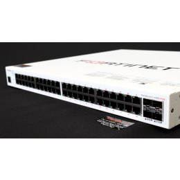 FortiSwitch 448D POE Switch Fortinet FortiSwitch 448D 48 Portas 10/100/1000 + 4 portas 10 GE SFP+ Gerenciável Camada 2 e 3 POE 370W pronta entrega FortiSwitch 448D POE Switch Fortinet FortiSwitch 448D 48 Portas 10/100/1000 + 4 portas 10 GE SFP+ Gerenciável Camada 2 e 3 POE 370W pronta entrega